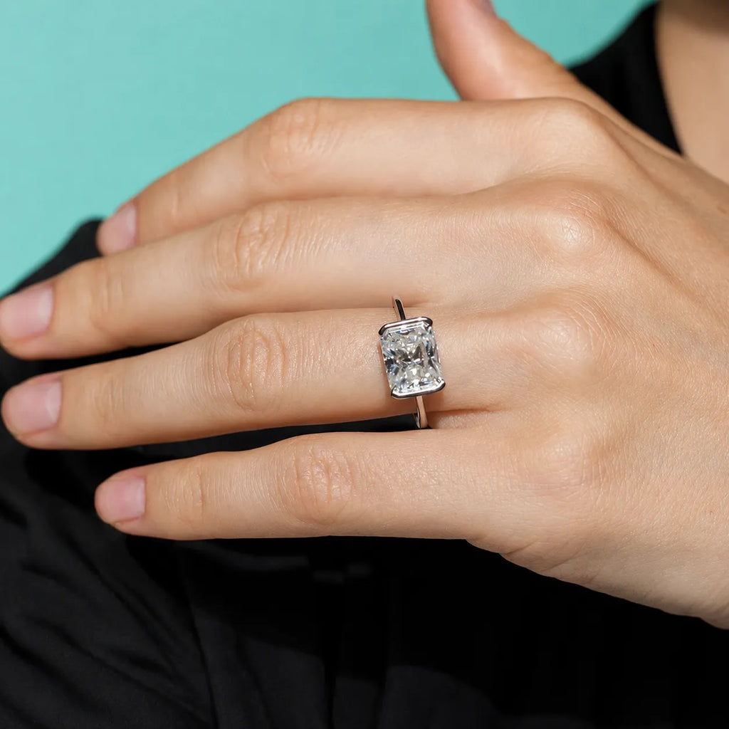 Radiant Moissaniet Ring 4CT
