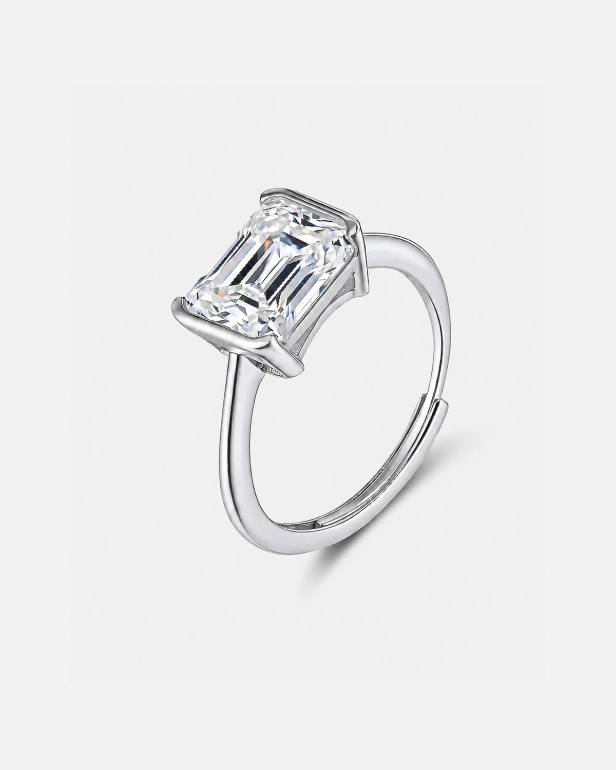 Radiant Moissaniet Ring 4CT