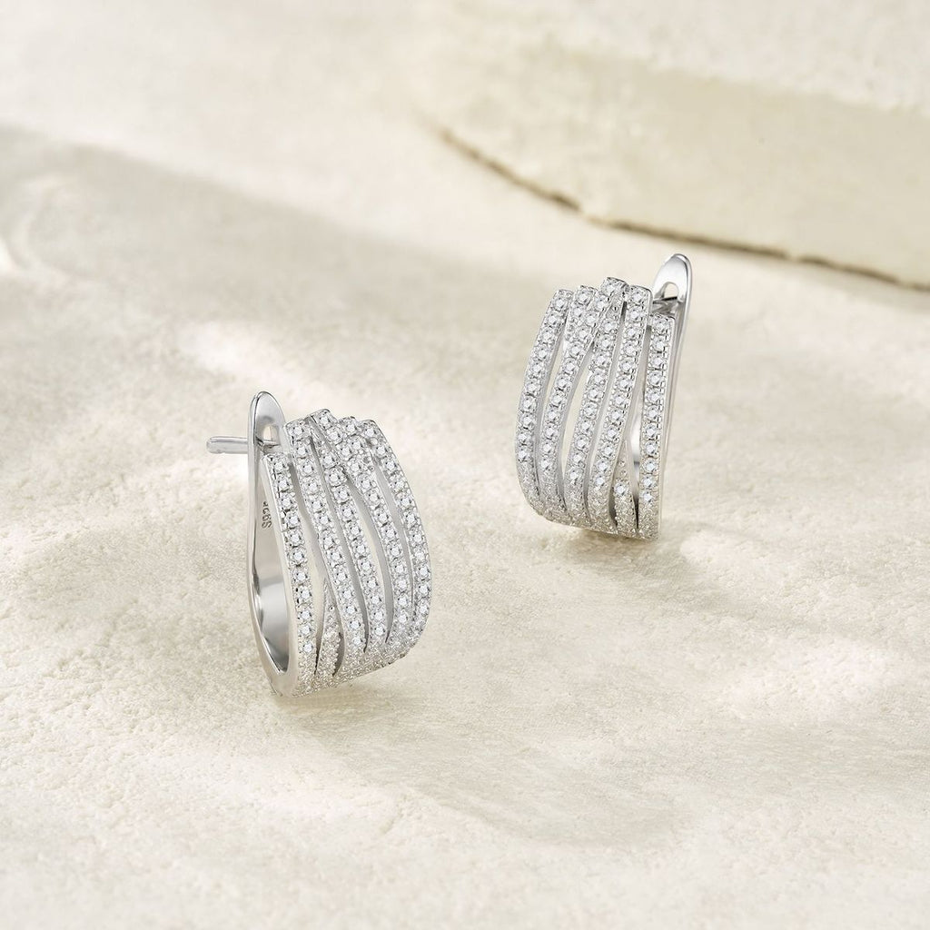 VANLARA Aurea moissanite U hoop earrings lifestyle image