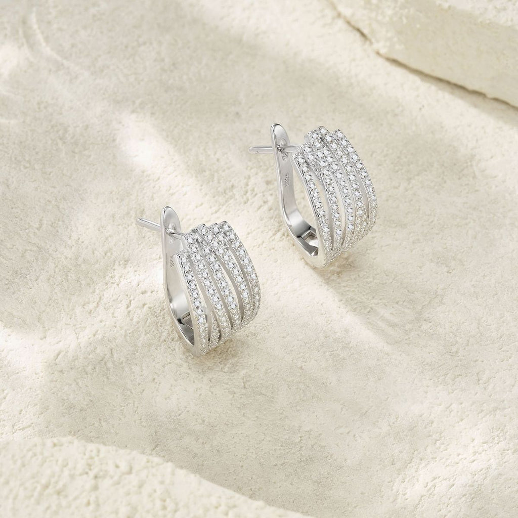VANLARA Aurea moissanite U hoop earrings second lifestyle image