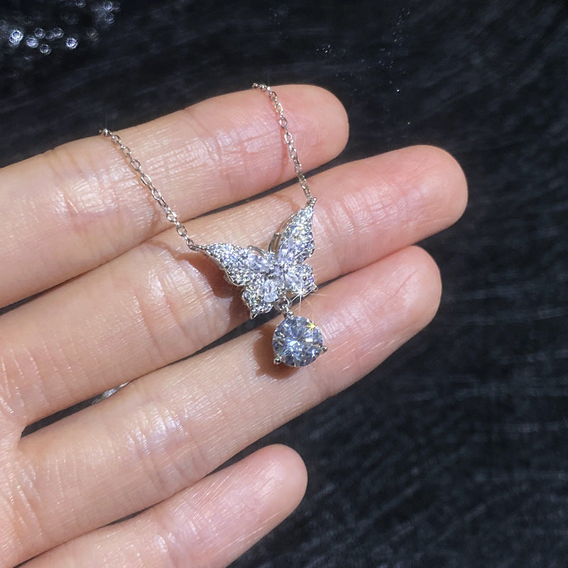VANLARA Papillon necklace worn